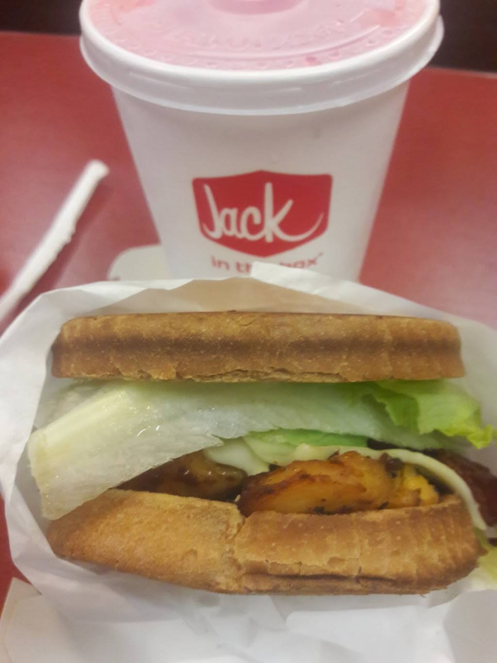 Jack in the Box | restaurant | 459 S Vermont Ave, Los Angeles, CA 90020, USA | 2133891023 OR +1 213-389-1023
