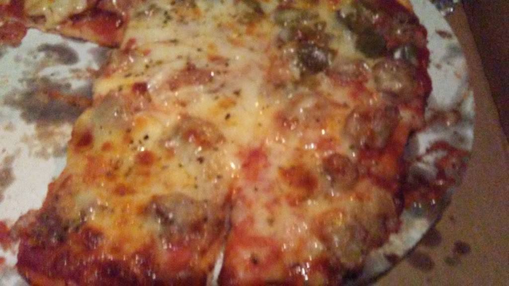 Italian Fiesta Pizzeria | restaurant | 8058 S Halsted St, Chicago, IL 60620, USA | 7736842222 OR +1 773-684-2222