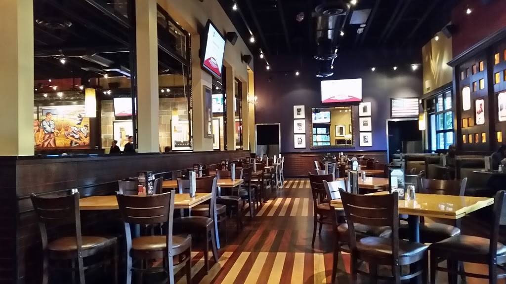 BJs Restaurant & Brewhouse | restaurant | 12100 Pines Blvd Ste C-1, Pembroke Pines, FL 33026, USA | 9544303545 OR +1 954-430-3545