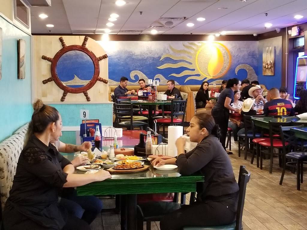 Las Islas Bar and Grill | restaurant | 6516 Cermak Rd, Berwyn, IL 60402, USA | 7087951300 OR +1 708-795-1300