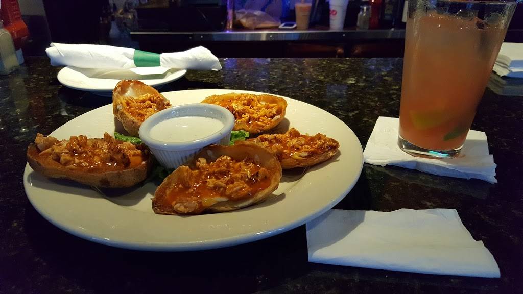 Clarkes at Faneuil Hall | restaurant | 21 Merchants Row, Boston, MA 02109, USA | 6172277800 OR +1 617-227-7800