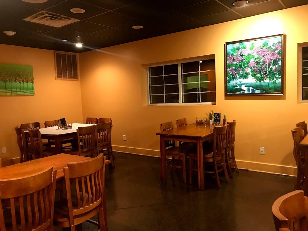 Cafe de Bangkok | restaurant | 104 Jackson St NE, Blacksburg, VA 24060, USA | 5409518424 OR +1 540-951-8424