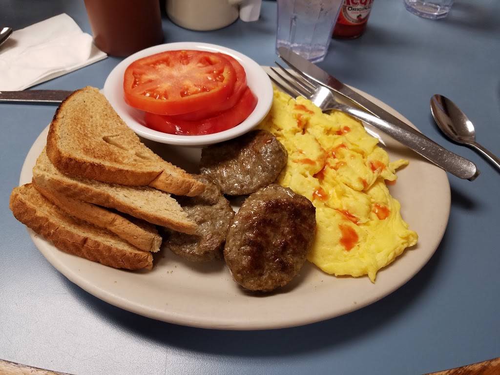 Daytons Restaurant | restaurant | 909 Snow Hill Rd, Salisbury, MD 21804, USA | 4105482272 OR +1 410-548-2272