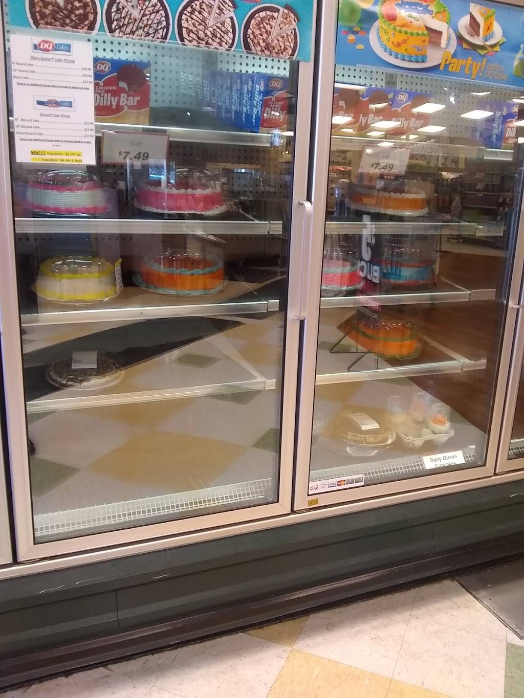 Dairy Queen Grill & Chill | restaurant | 829 W Main St, Gaylord, MI 49735, USA | 9897313298 OR +1 989-731-3298