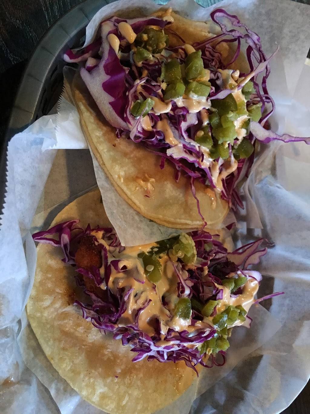 Guedos Taco Shop | restaurant | 3107 S Gilbert Rd, Gilbert, AZ 85295, USA | 4806218280 OR +1 480-621-8280