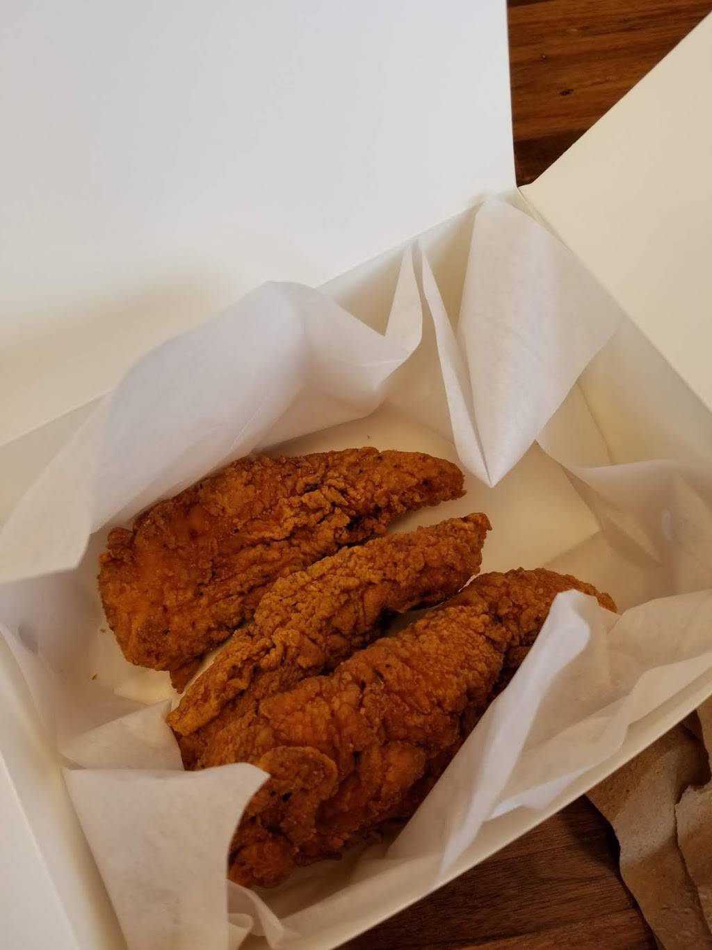 Louisiana Chicken | restaurant | 7550 S Crescent Blvd, Pennsauken Township, NJ 08109, USA | 8563336964 OR +1 856-333-6964