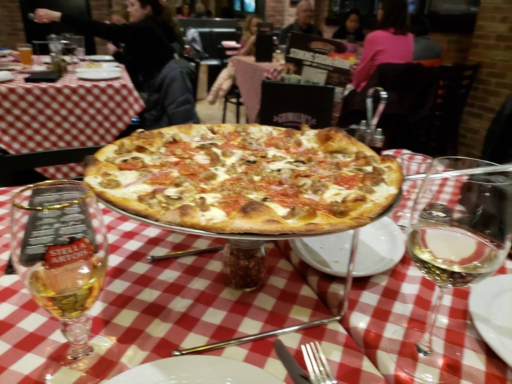 Grimaldis Pizzeria | restaurant | 20119 N Lord St J-101, Brookfield, WI 53045, USA | 2627851115 OR +1 262-785-1115