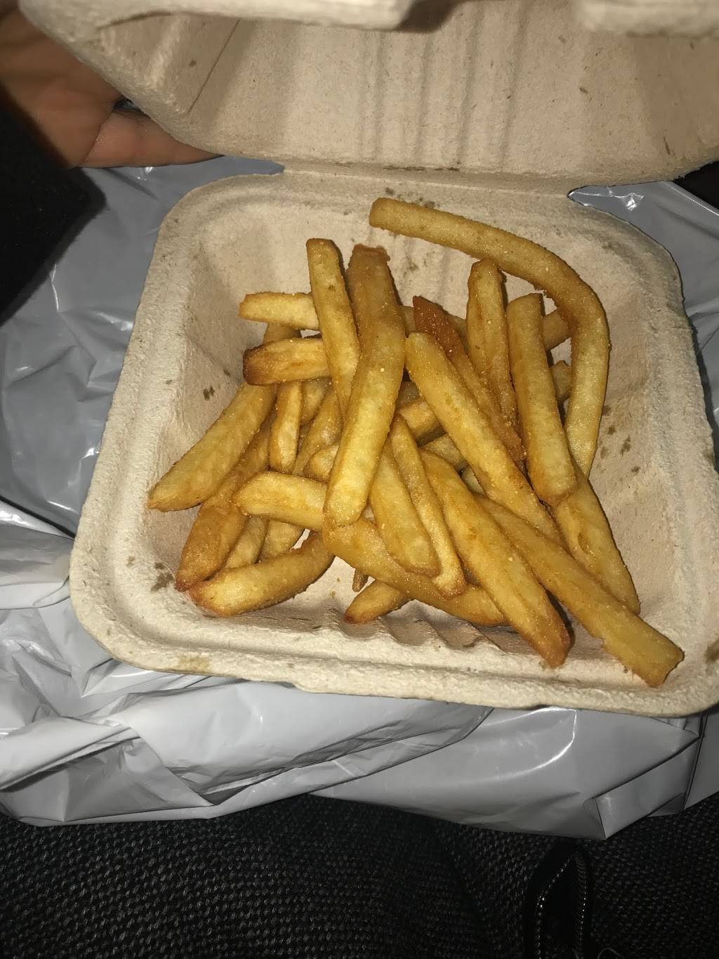 barBURRITO | restaurant | 10909 Yonge St, Richmond Hill, ON L4C 3E3, Canada | 9057701483 OR +1 905-770-1483