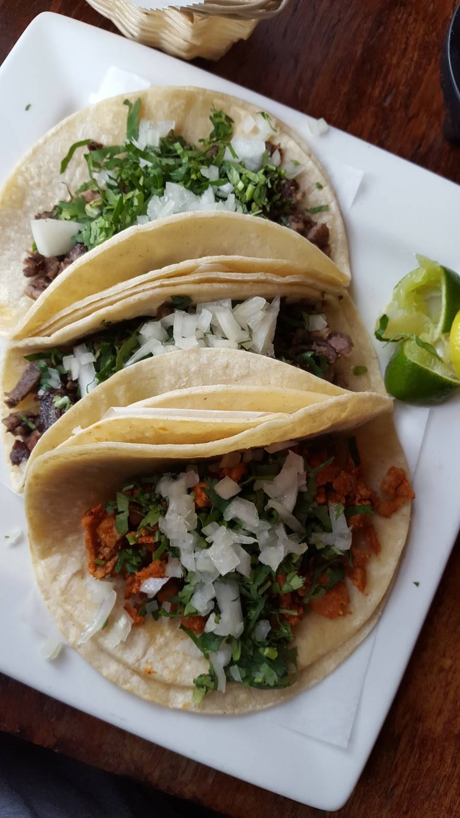 La Lupita | restaurant | 4 W 4th St, Bethlehem, PA 18015, USA | 6108685733 OR +1 610-868-5733