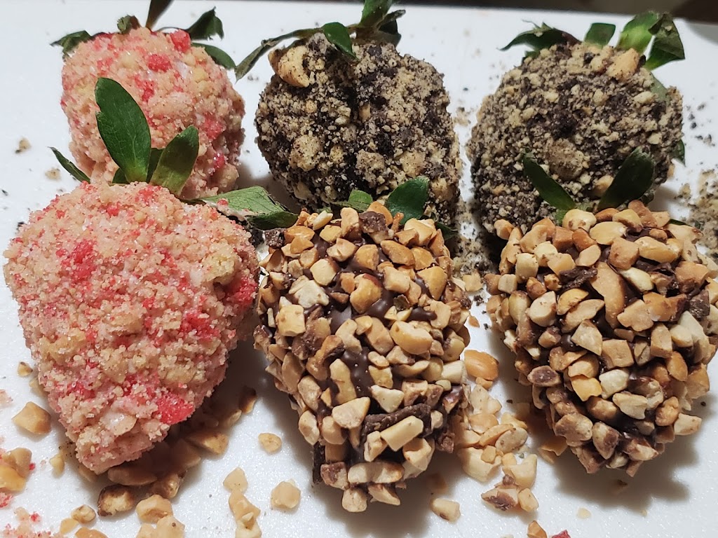 Berry Yummy Treats | restaurant | 19450 Hubbell Ave, Detroit, MI 48235, USA | 3139898378 OR +1 313-989-8378