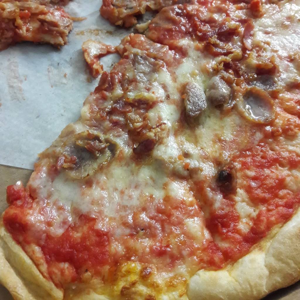 Franks Pizza & Pasta | restaurant | 6620 Belair Rd, Baltimore, MD 21206, USA | 4102542900 OR +1 410-254-2900