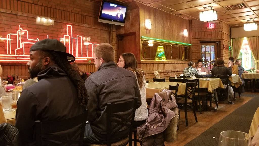 Monroe Steak House | restaurant | 561 Monroe St, Detroit, MI 48226, USA | 3139613636 OR +1 313-961-3636