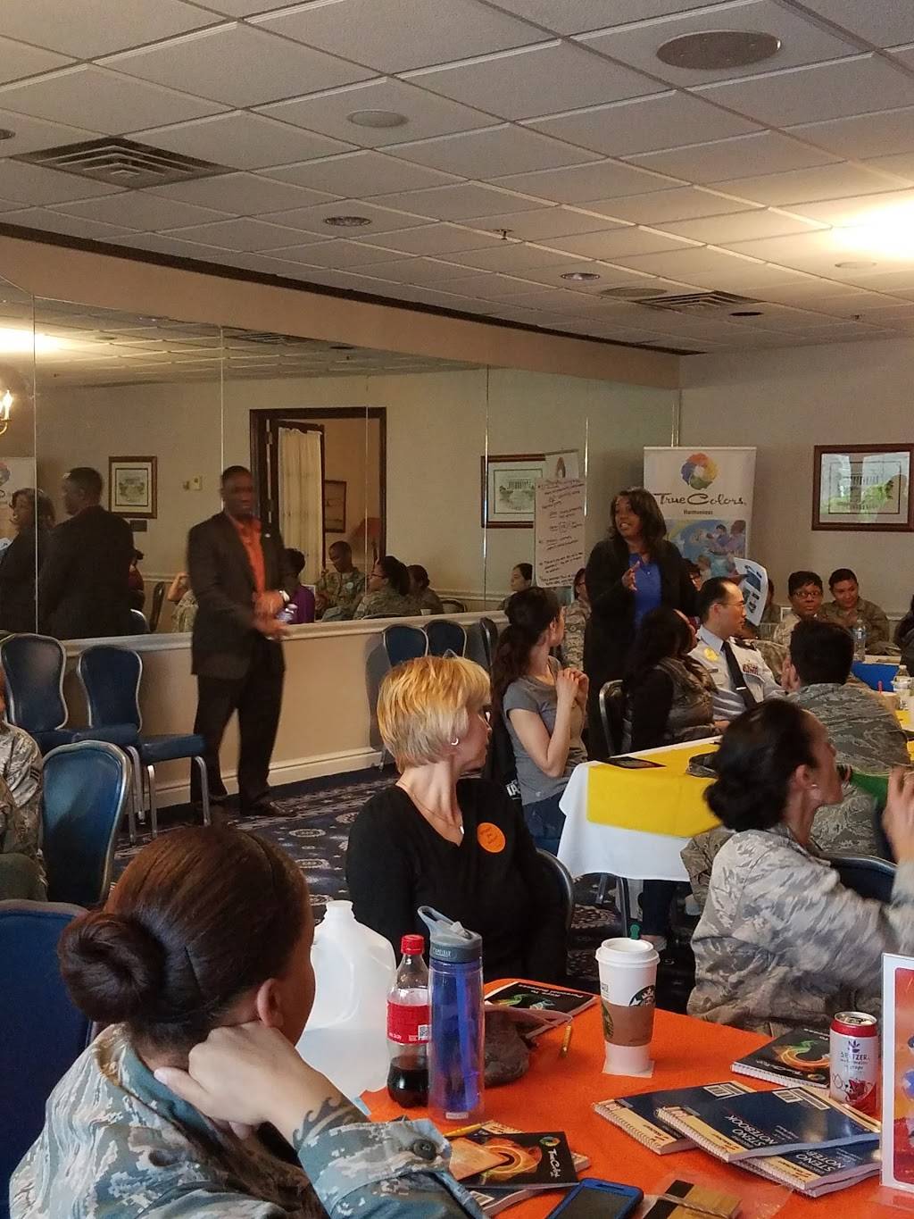 Bolling Club | restaurant | 50 Theisen St, Washington, DC 20032, USA | 2027676794 OR +1 202-767-6794