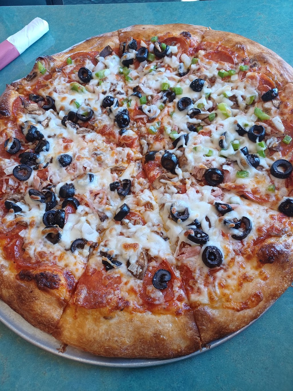 Italianos Serious Pies & Pasta Restaurant | restaurant | 4850 Paradise Way, West Richland, WA 99353, USA | 5099671500 OR +1 509-967-1500