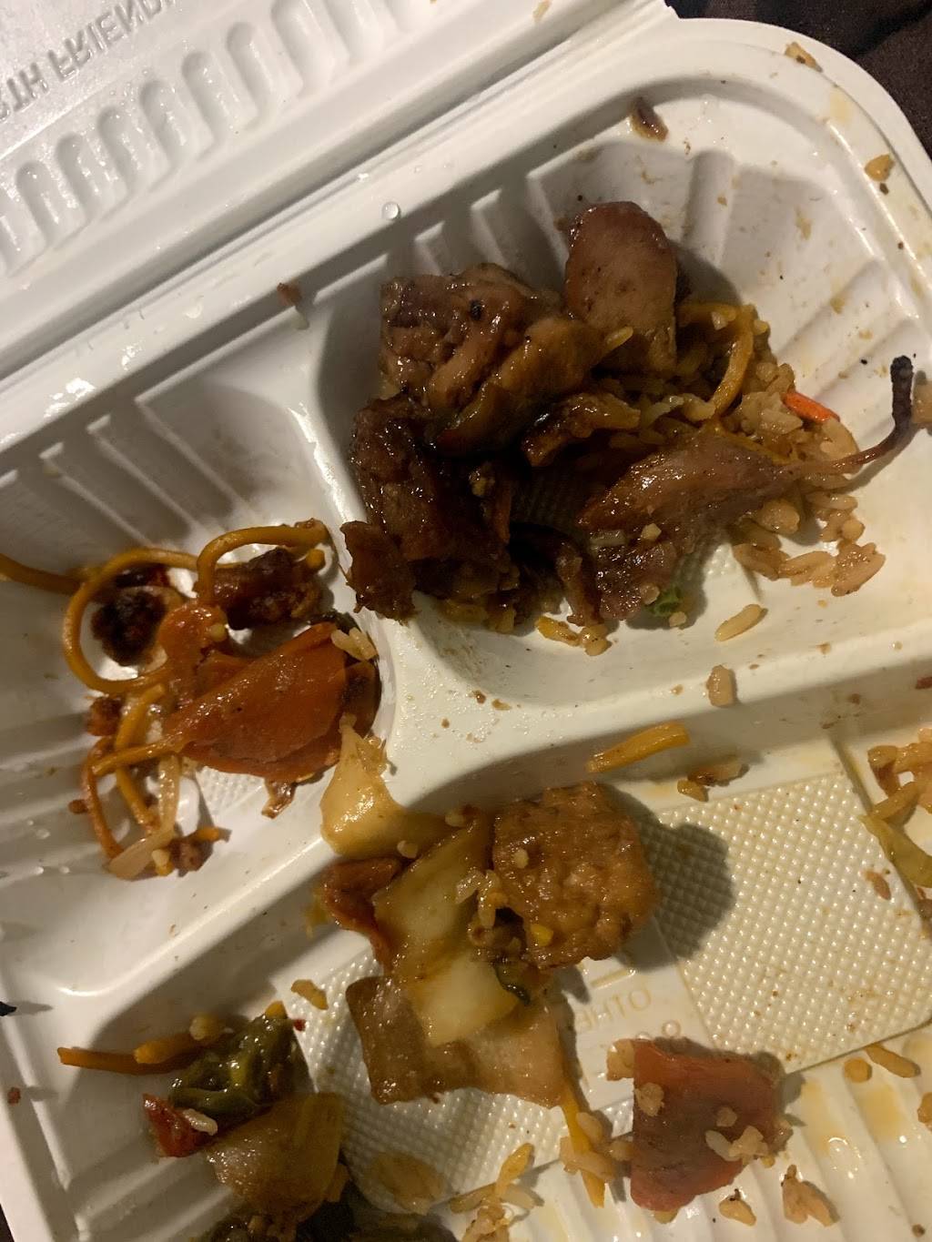 Ruby Thai Kitchen | restaurant | 11160 Veirs Mill Rd, Silver Spring, MD 20902, USA | 3019338424 OR +1 301-933-8424