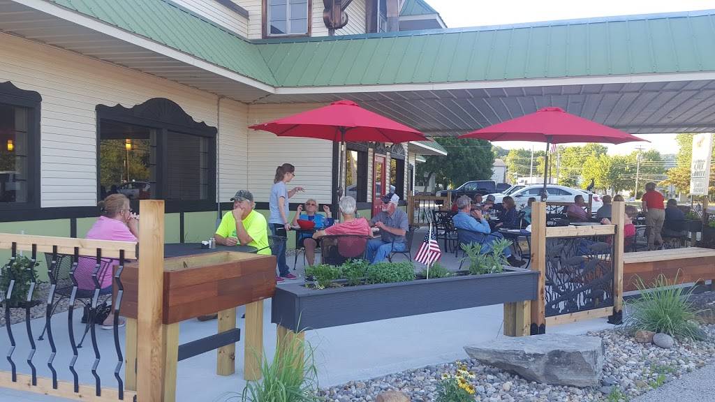 the FDC (Fort Davidson Cafe) | restaurant | 302 S McCune St, Pilot Knob, MO 63663, USA | 5735462500 OR +1 573-546-2500