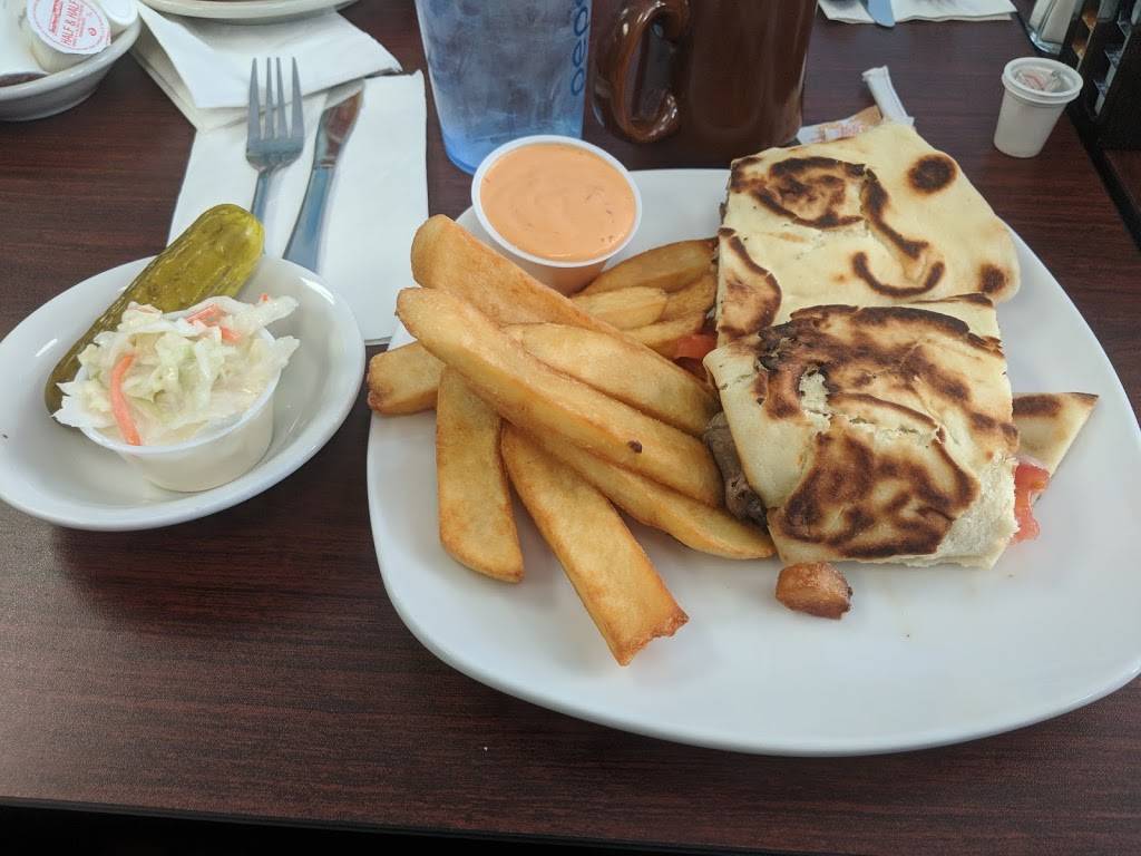 Plaza Diner | restaurant | 122 Main St, Oneonta, NY 13820, USA | 6074413393 OR +1 607-441-3393