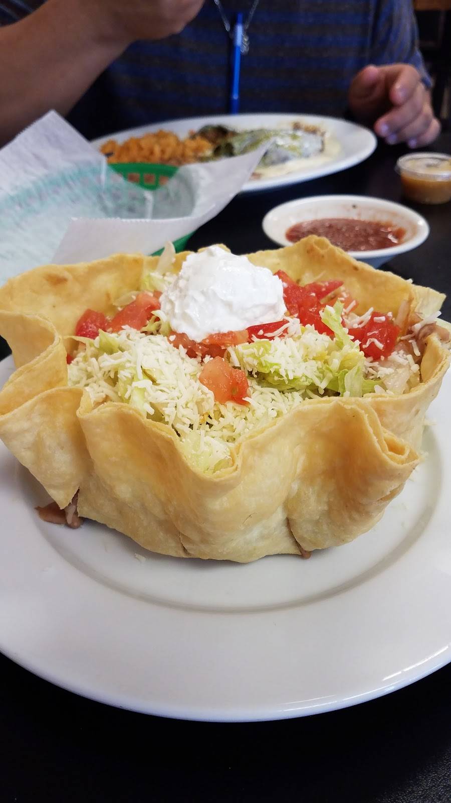 El Taco Regio | restaurant | 321 N Main St, Trenton, FL 32693, USA | 3522105054 OR +1 352-210-5054