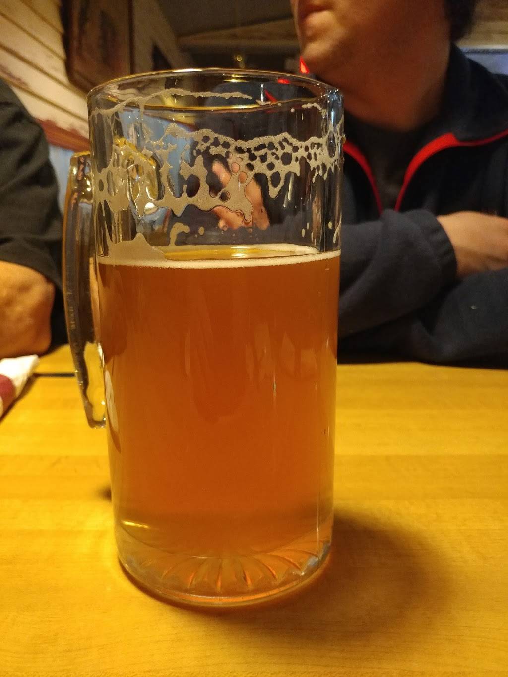 Rips Place Steakhouse and Bar | restaurant | 177 S Main St, Vermontville, MI 49096, USA | 5177260789 OR +1 517-726-0789