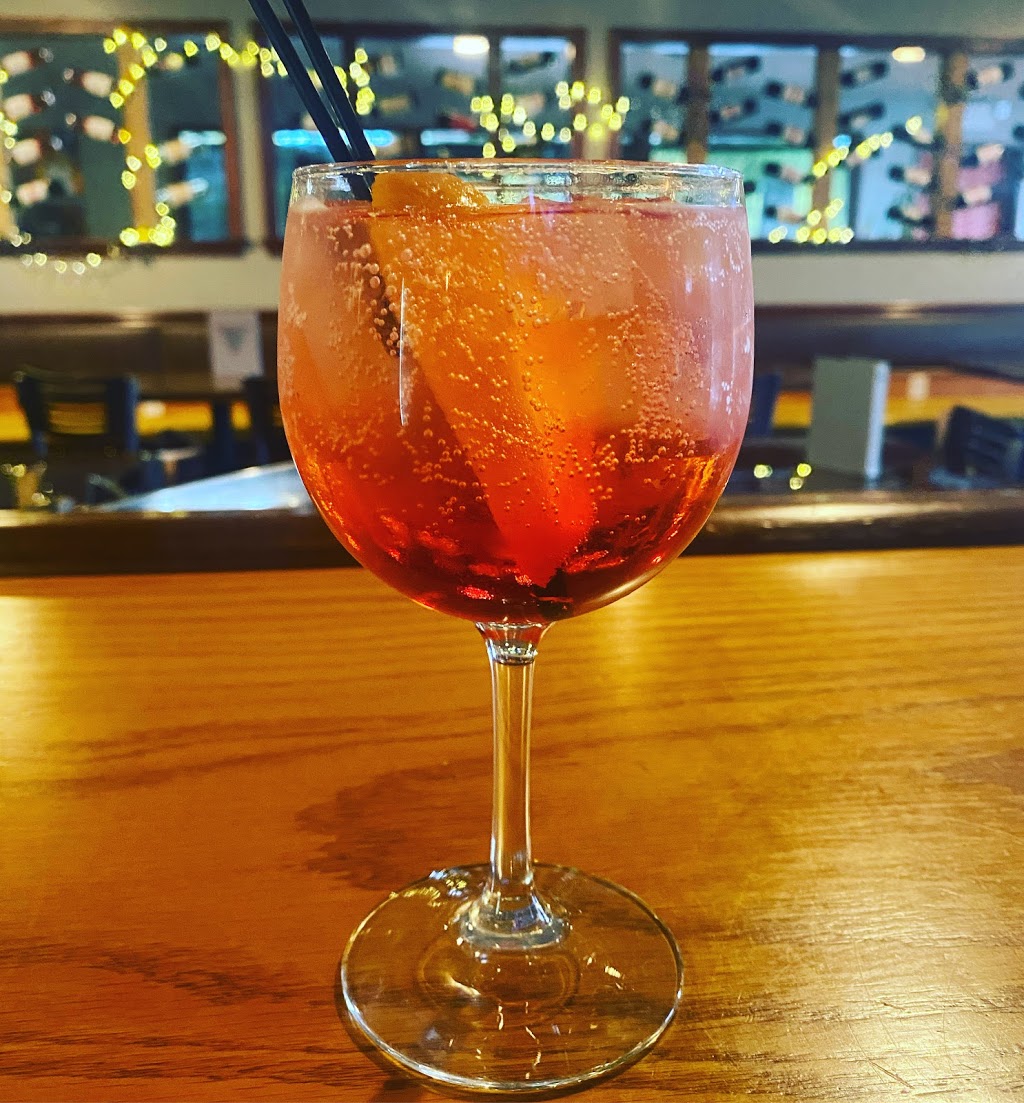 Fratellos Italian Restaurant & Pizzeria | restaurant | 2112 Wade Hampton Blvd, Greenville, SC 29615, USA | 8642637888 OR +1 864-263-7888