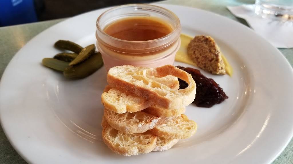 Pooles | restaurant | 426 S McDowell St, Raleigh, NC 27601, USA | 9198324477 OR +1 919-832-4477