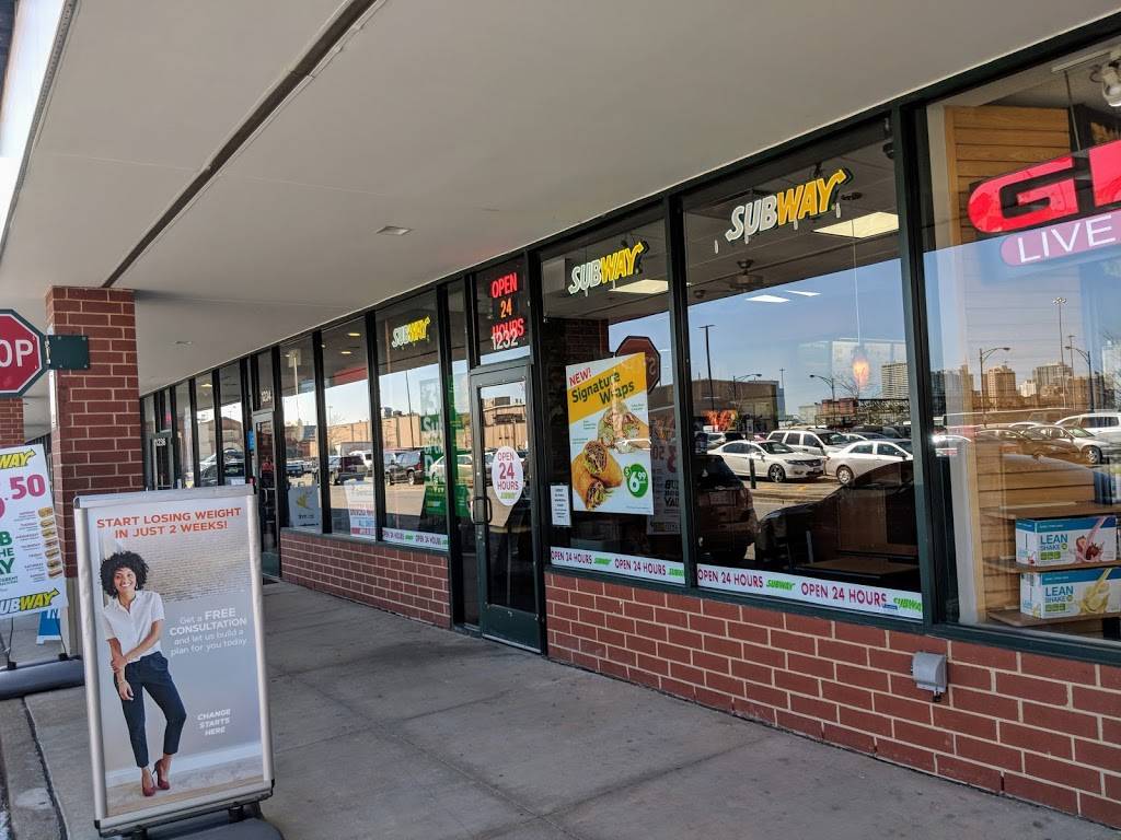Subway Restaurants | restaurant | 1232 S Canal St, Chicago, IL 60607, USA | 3122267827 OR +1 312-226-7827