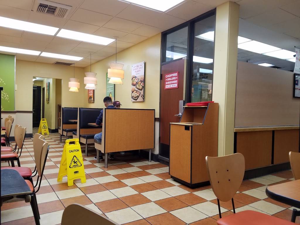 Del Taco | meal takeaway | 10494 Magnolia Ave, Riverside, CA 92505, USA | 9517850533 OR +1 951-785-0533