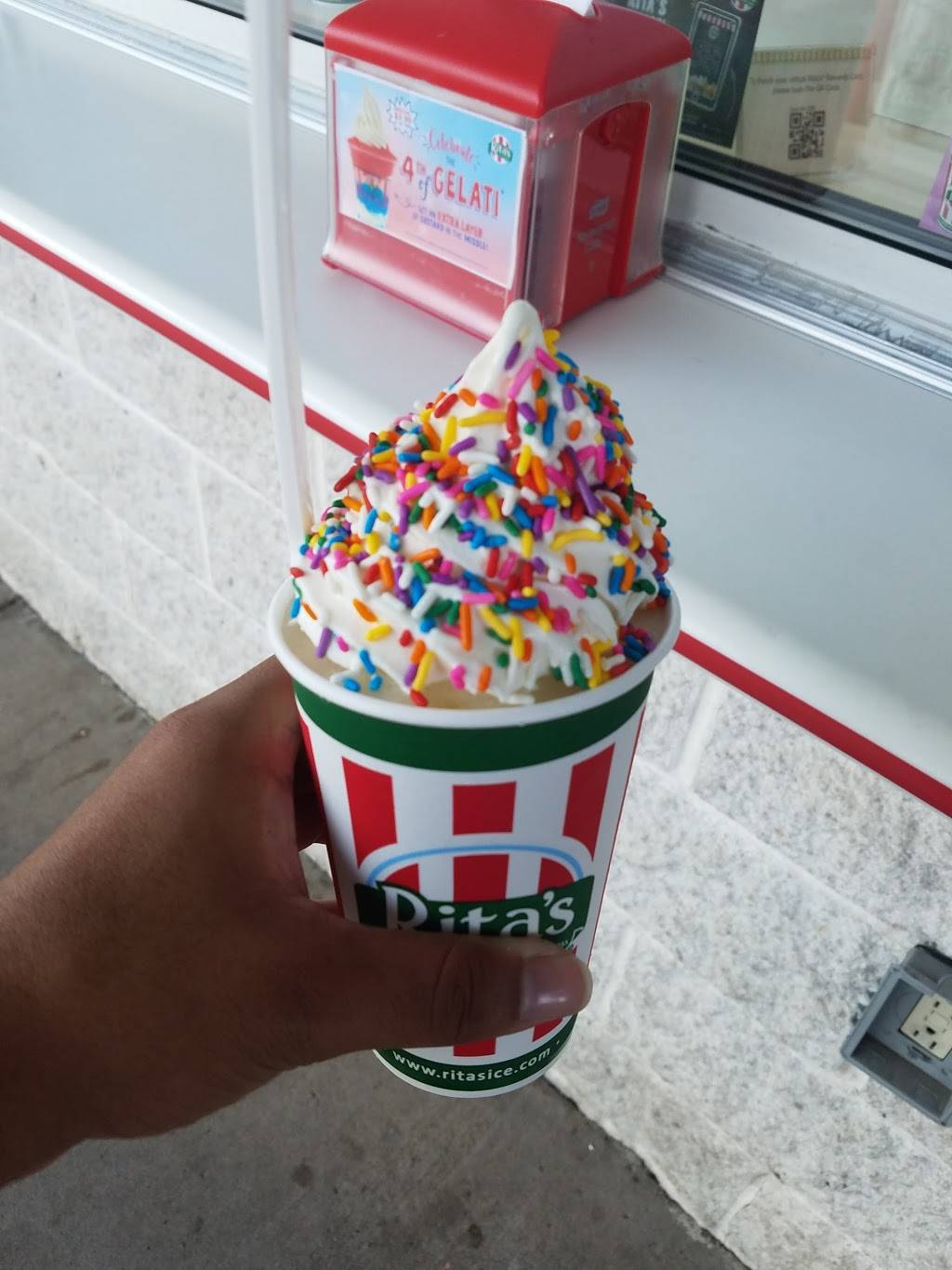 Ritas Italian Ice & Frozen Custard | restaurant | 1901 Columbia Blvd, Bloomsburg, PA 17815, USA | 5703807515 OR +1 570-380-7515