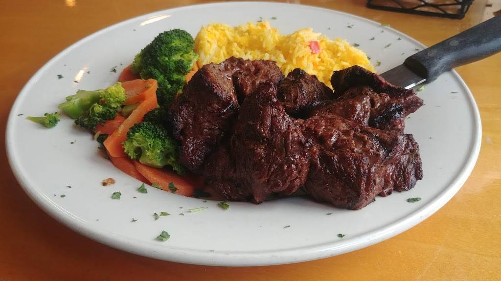 Black Water Grill | restaurant | 43 Pelham Rd, Salem, NH 03079, USA | 6033289013 OR +1 603-328-9013