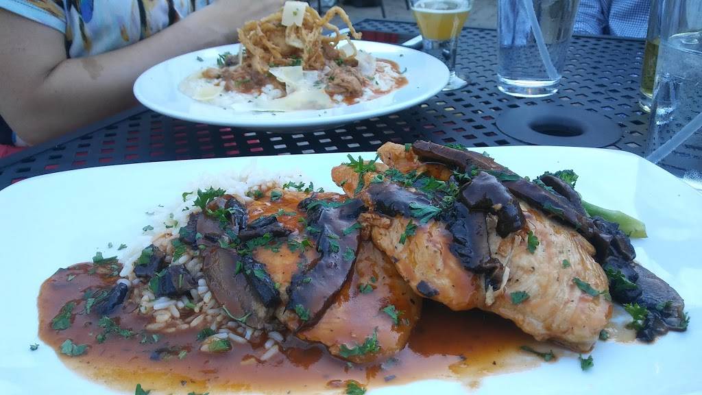 Meeting House Pub | restaurant | 37 Stony Hill Rd, Bethel, CT 06801, USA | 2034566532 OR +1 203-456-6532