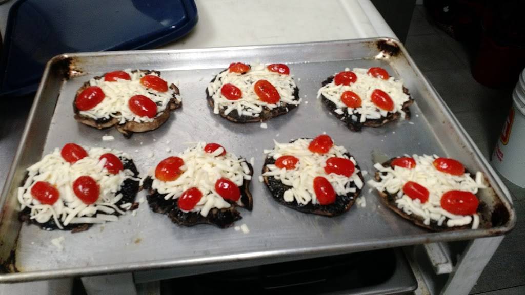 The Italian Hot Table | restaurant | 74 Bolton St, Bobcaygeon, ON K0M 1A0, Canada | 7057311011 OR +1 705-731-1011