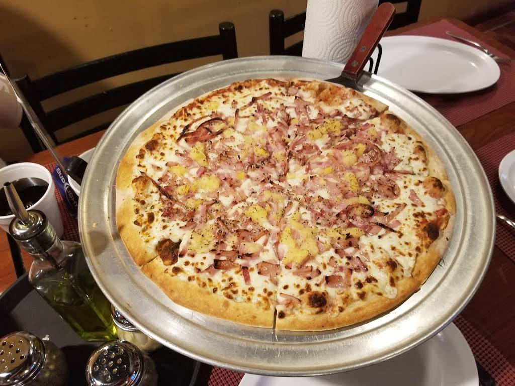 Via Capri Brazilian Pizzeria | restaurant | 3262 Vineland Rd #106, Kissimmee, FL 34746, USA | 4075079579 OR +1 407-507-9579