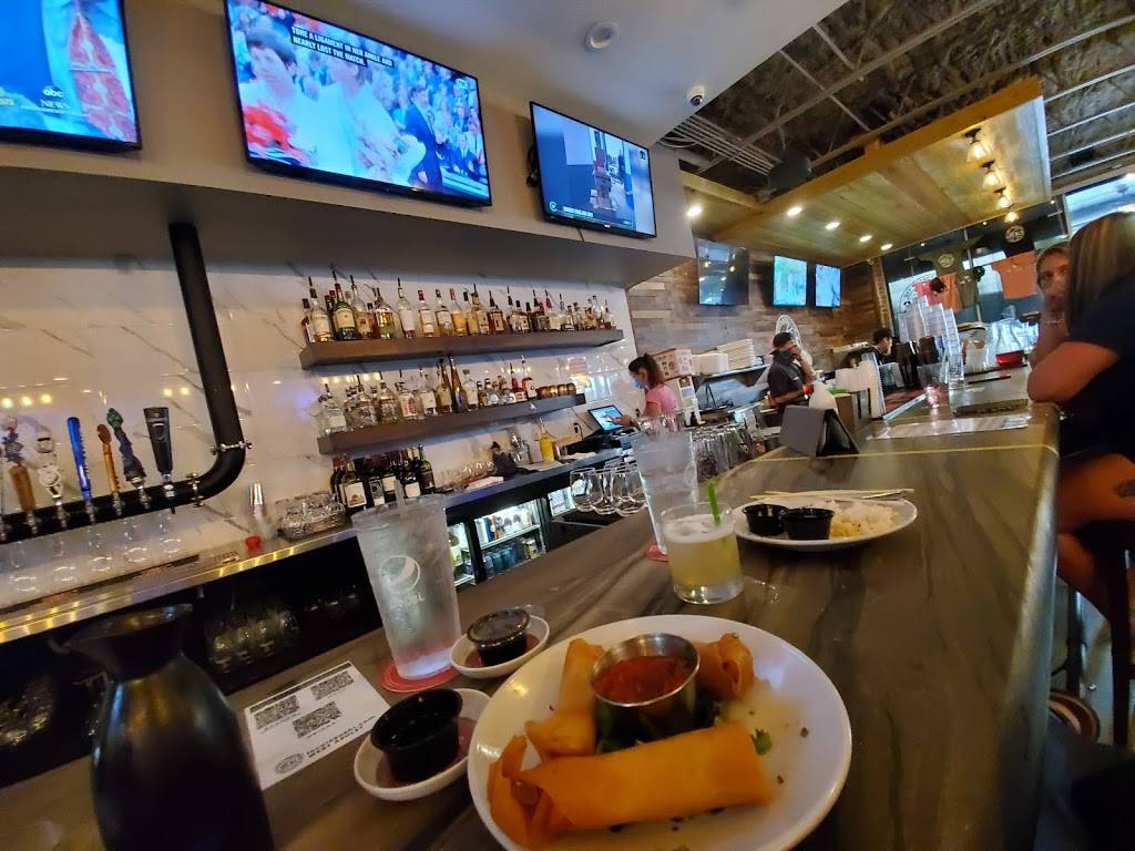 Locals West Ashley | restaurant | 1680 Old Towne Rd, Charleston, SC 29407, USA | 8437633908 OR +1 843-763-3908