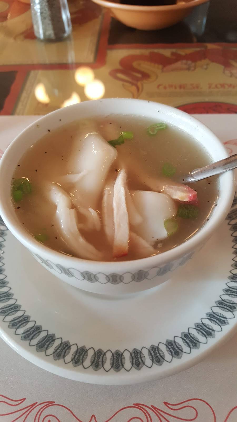 Golden Crown Restaurant | restaurant | 421 St Clair St, Chatham, ON N7L 3K4, Canada | 5193513787 OR +1 519-351-3787