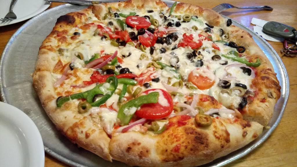 Fellinis Pizza | restaurant | 4429 Roswell Rd NE, Atlanta, GA 30342, USA | 4043038248 OR +1 404-303-8248