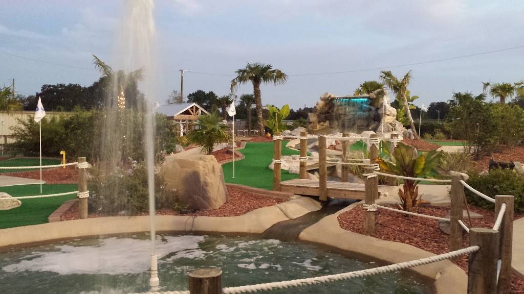 Bananas Mini Golf & Arcade | restaurant | 2251 E Pass Rd, Gulfport, MS 39507, USA | 2282063015 OR +1 228-206-3015