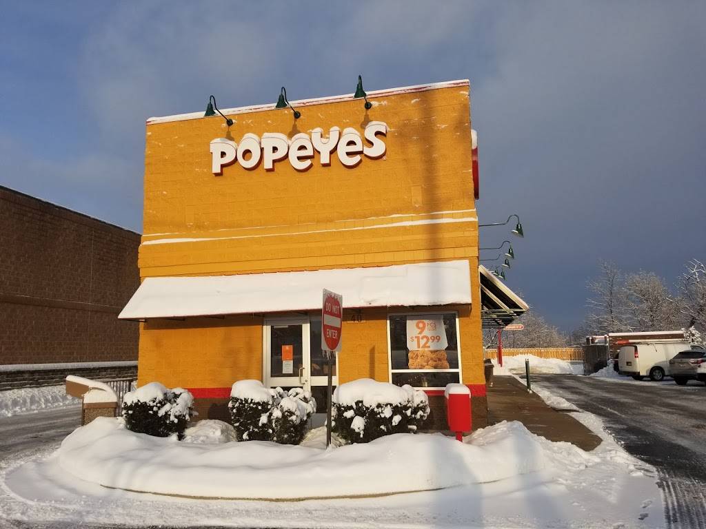 Popeyes Louisiana Kitchen | restaurant | 40 S Western Ave, Carpentersville, IL 60110, USA | 2242932154 OR +1 224-293-2154