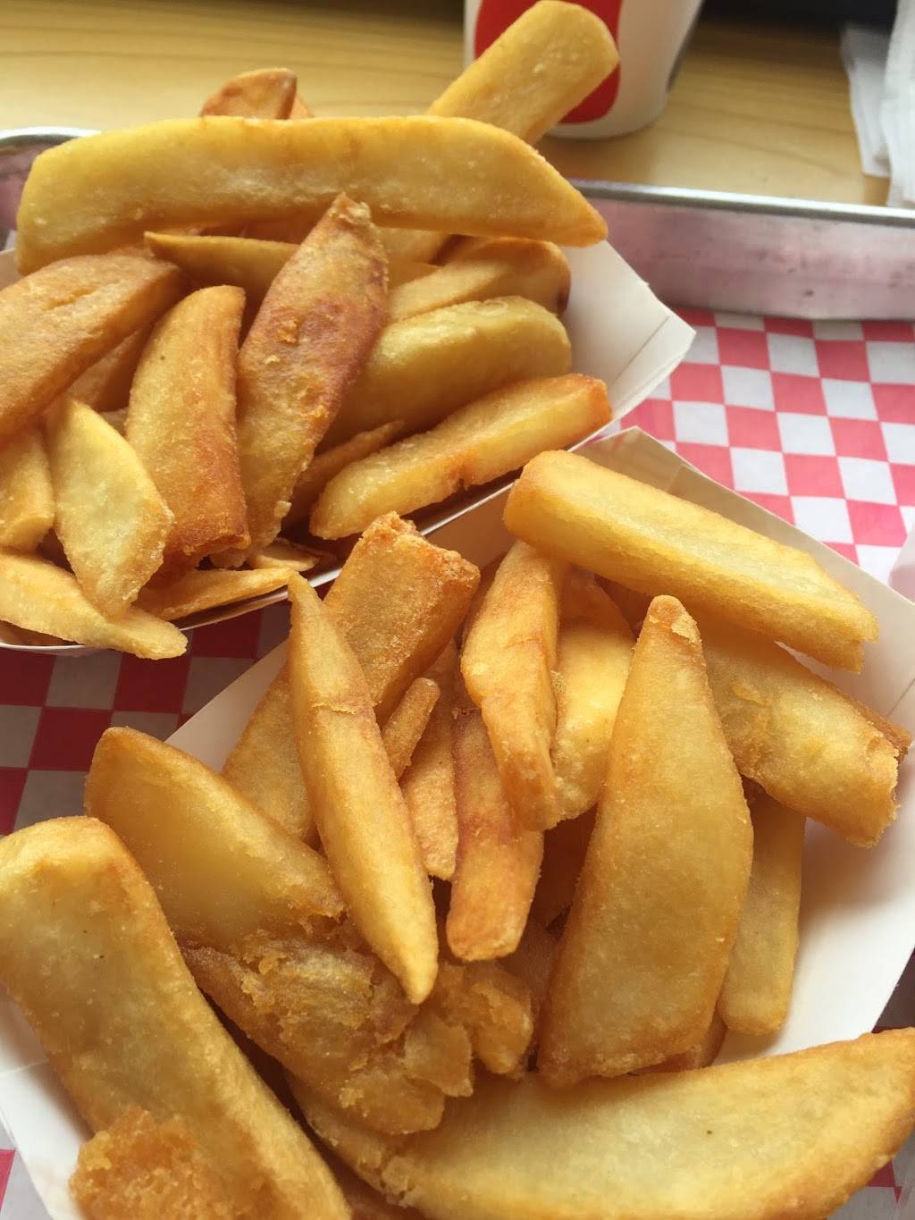 Biggies Burgers | restaurant | 4631 Mission Blvd, San Diego, CA 92109, USA | 8582634433 OR +1 858-263-4433