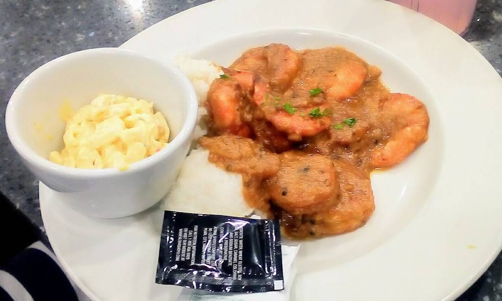 CJs ニューヨーク・スタイル・デリ | restaurant | 2005 Kalia Rd, Honolulu, HI 96815, USA | 8089420027 OR +1 808-942-0027