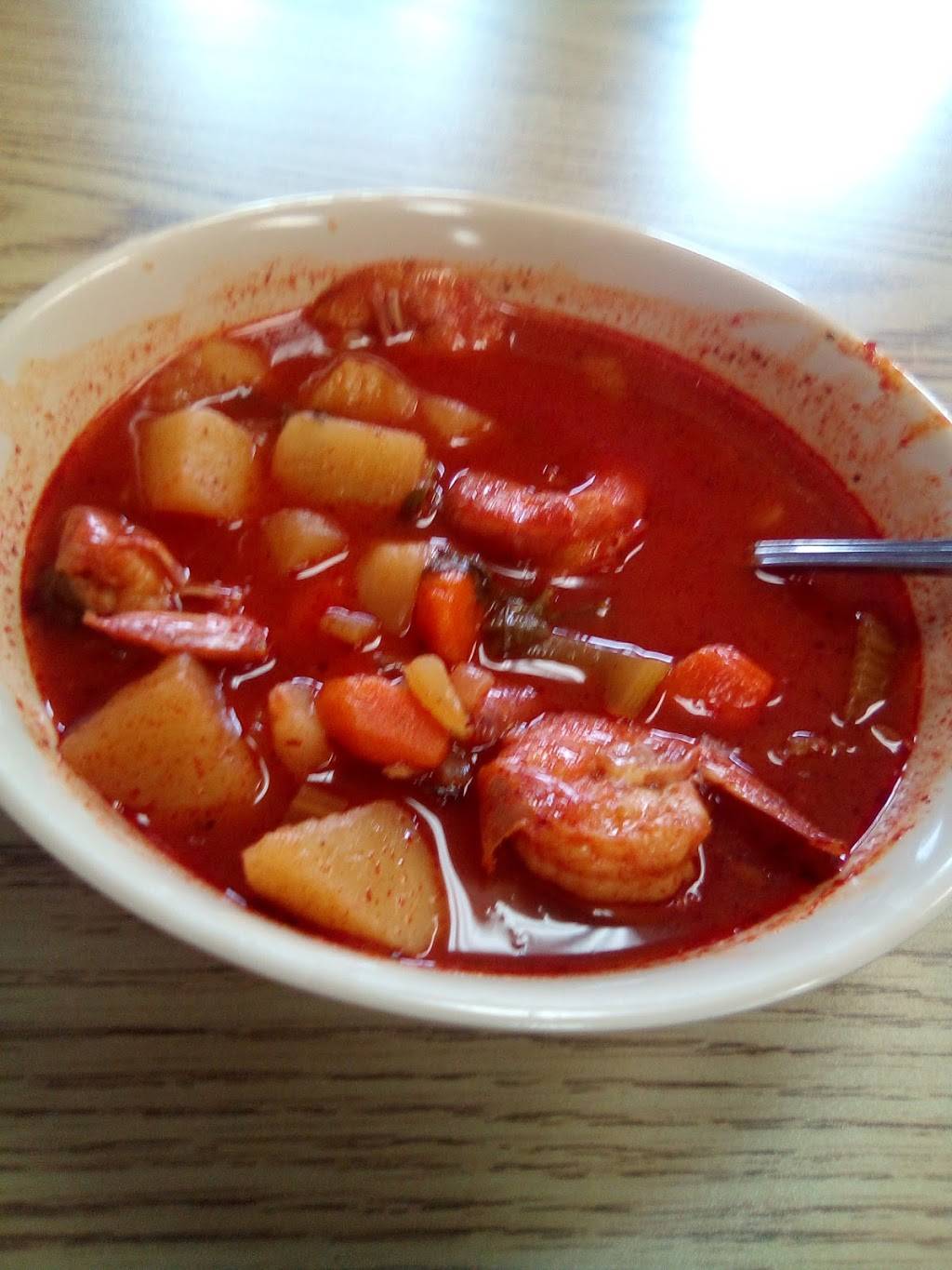 Las Comadres Mexican Restaurant | restaurant | 813 10th St, North Chicago, IL 60064, USA | 8476726347 OR +1 847-672-6347