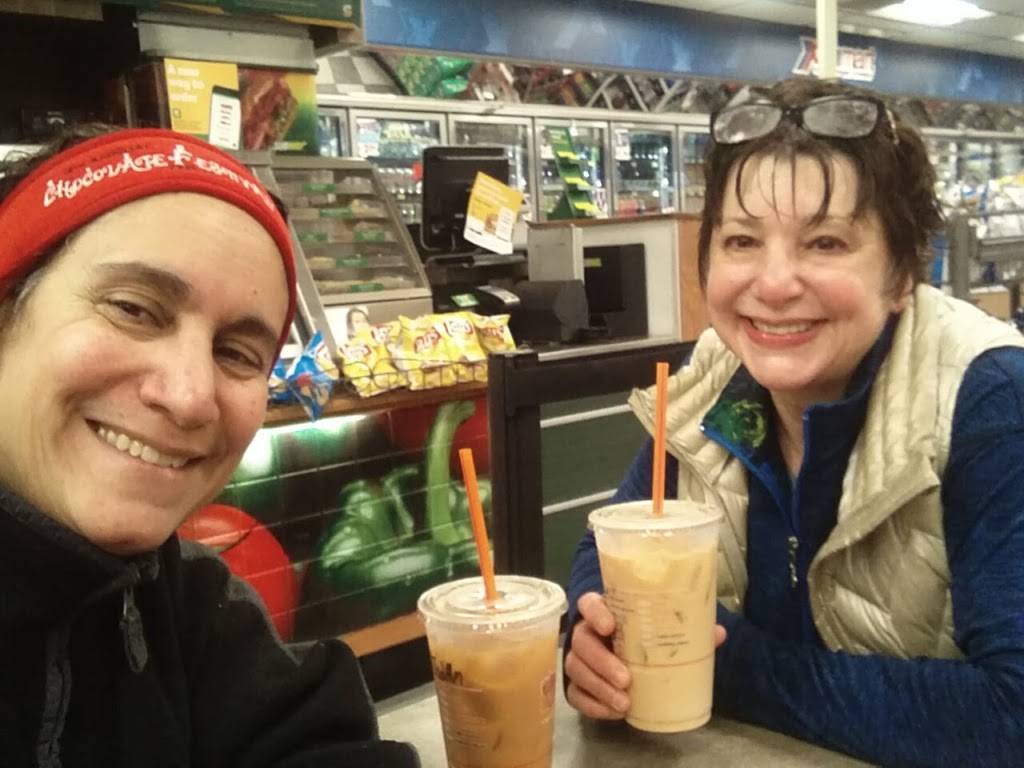 Dunkin | bakery | 497 US-6, Andover, CT 06232, USA | 8607425332 OR +1 860-742-5332