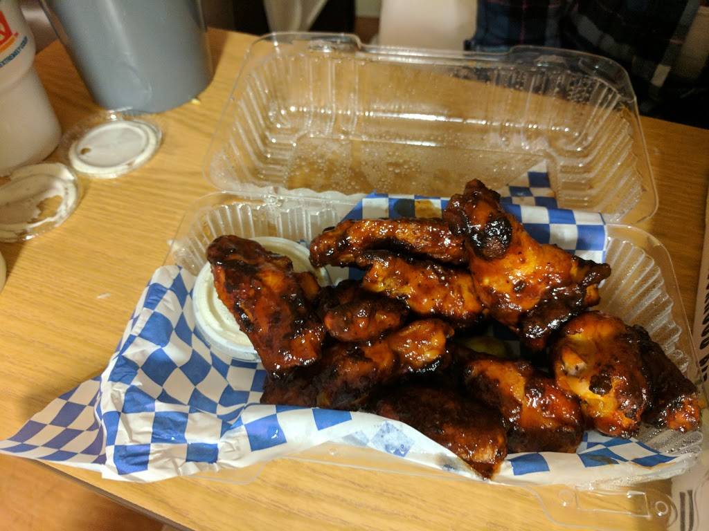 Tinos Pizza | restaurant | 6610 E Tanque Verde Rd, Tucson, AZ 85715, USA | 5202969656 OR +1 520-296-9656