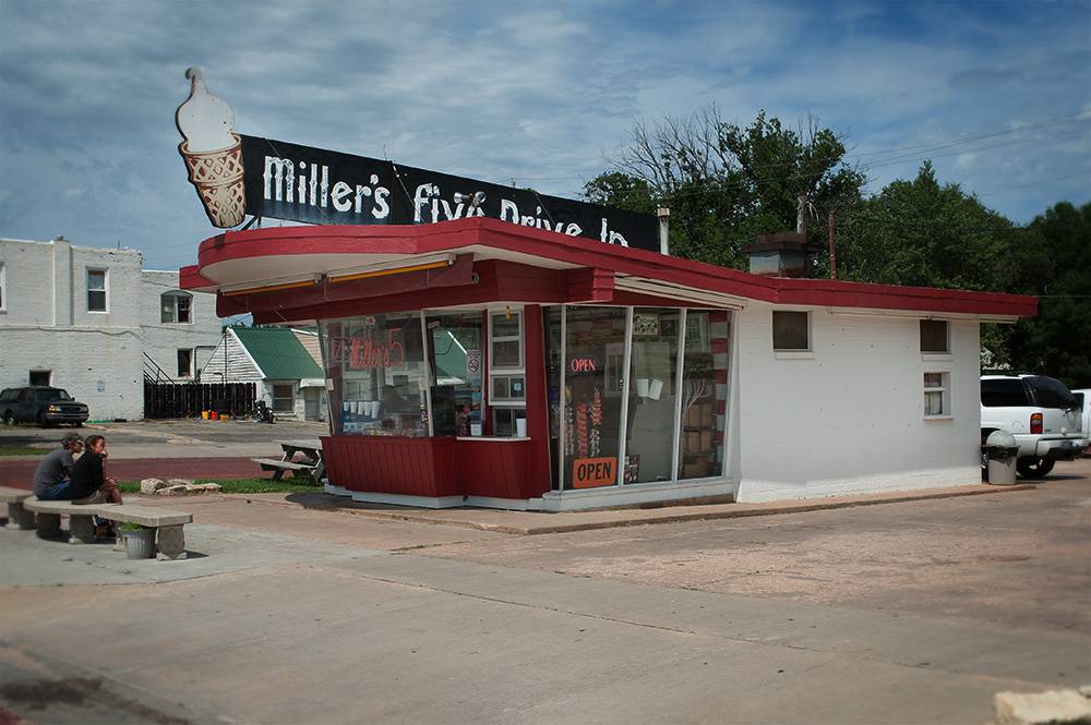 Millers Five Drive-In & Carry-Out | restaurant | 330 State St, Augusta, KS 67010, USA | 3167759989 OR +1 316-775-9989