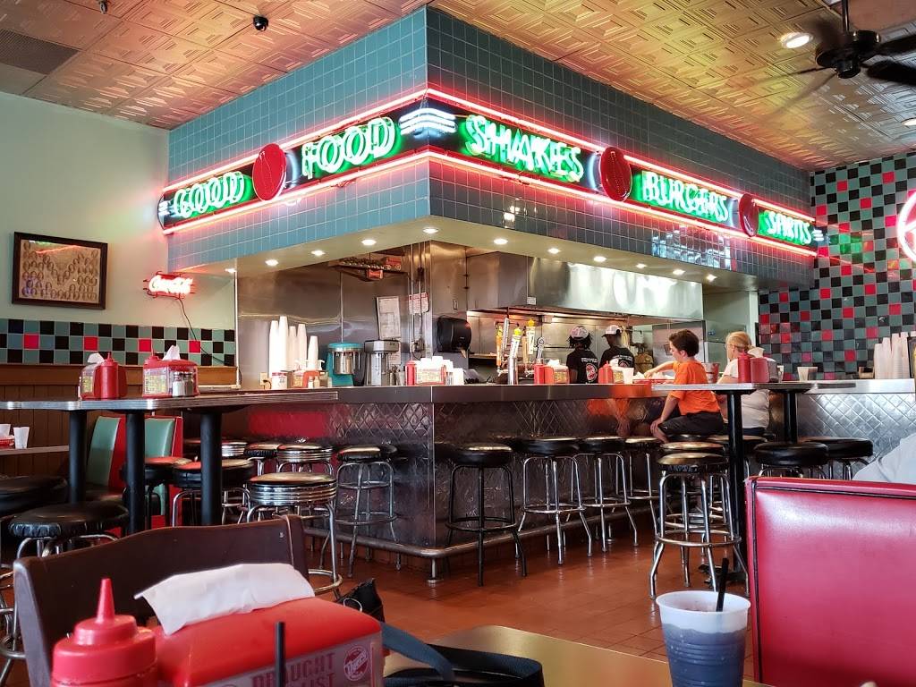 Dyers Burgers | restaurant | 205 Beale St, Memphis, TN 38103, USA | 9015273937 OR +1 901-527-3937