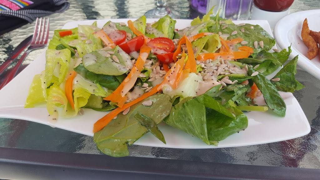 Scotyz Terrasse & Bistro | restaurant | 769 Chemin Lakeside, Foster, QC J0E 1R0, Canada | 4505393030 OR +1 450-539-3030