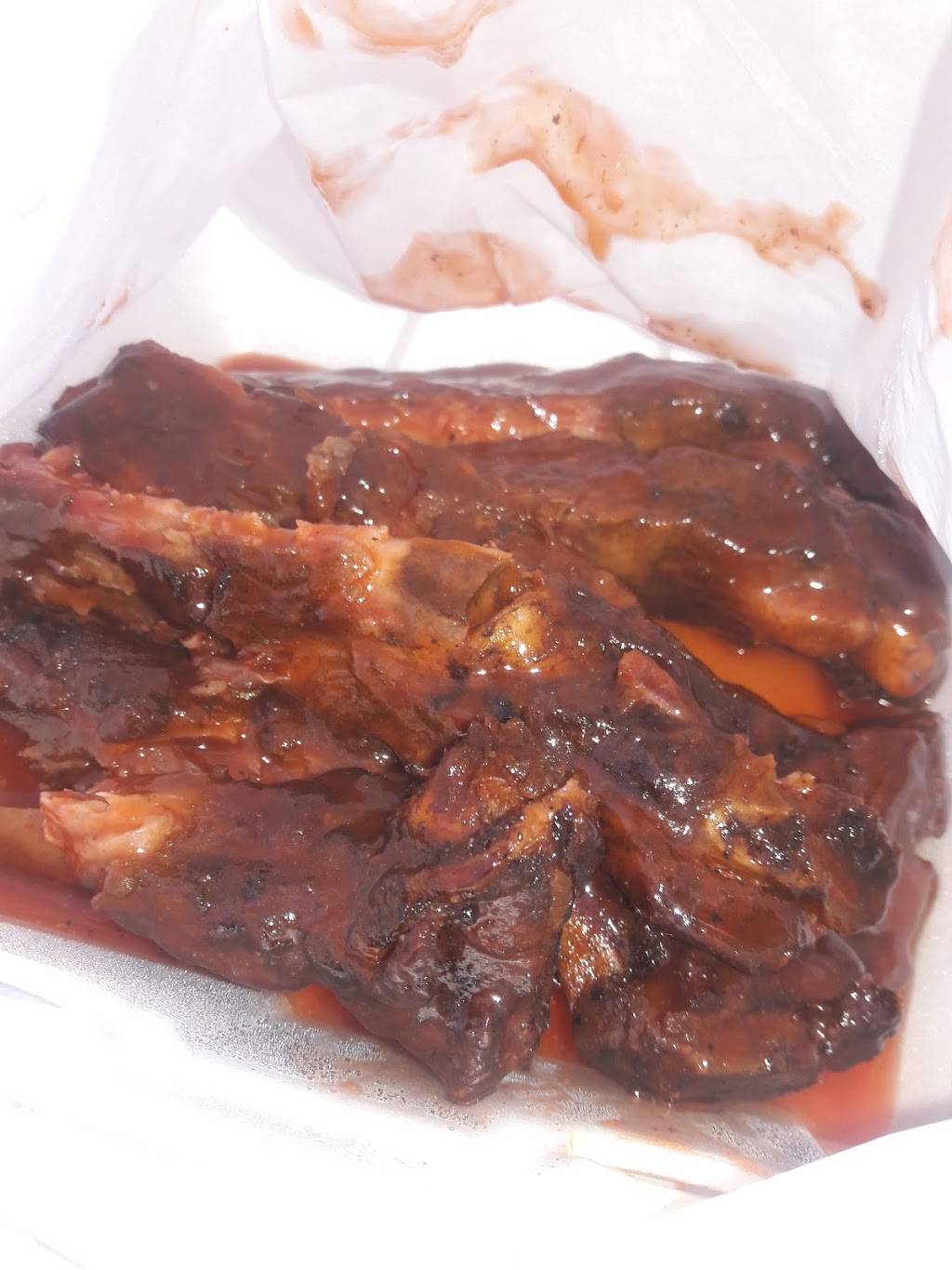 Lees Texas Style Bar-B-Q | restaurant | 14001 Fenkell Ave, Detroit, MI 48227, USA | 3134524940 OR +1 313-452-4940