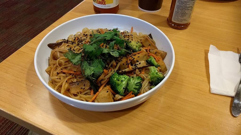 Noodles and Company | restaurant | 706 Roosevelt Rd, Glen Ellyn, IL 60137, USA | 6307900964 OR +1 630-790-0964