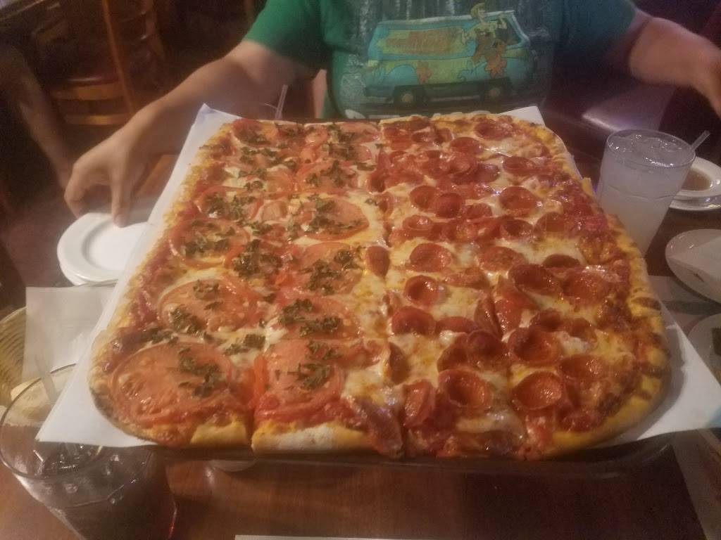 Mama Petrillos Restaurant | restaurant | 9082 E Las Tunas Dr, Temple City, CA 91780, USA | 6262850228 OR +1 626-285-0228