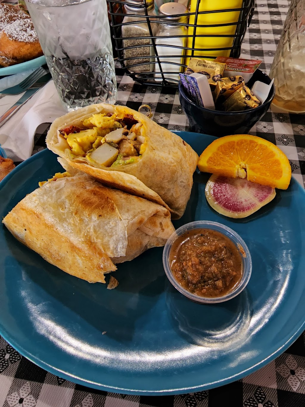 Mountain View Kitchen | restaurant | 16605 E Palisades Blvd Suite 162, Fountain Hills, AZ 85268, USA | 4805906282 OR +1 480-590-6282