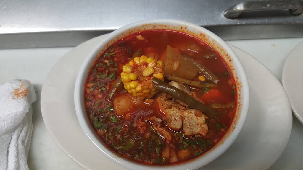 Lomazoyatl Deli Grocery | restaurant | 10616 Corona Ave, Corona, NY 11368, USA | 7187601615 OR +1 718-760-1615